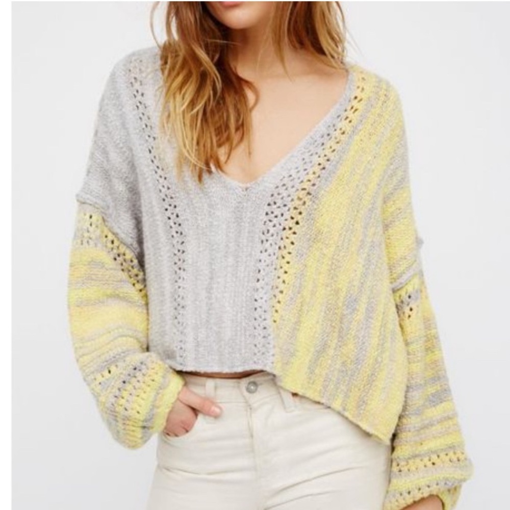 Free People V-Neck Cropped Balloon Sleeves Sweater Cottagecore Coastal Grandma